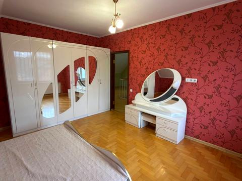 будинок за адресою Миколи Гнатюка вул. (Ласточкіна), 19