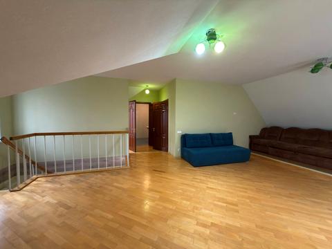 будинок за адресою Миколи Гнатюка вул. (Ласточкіна), 19