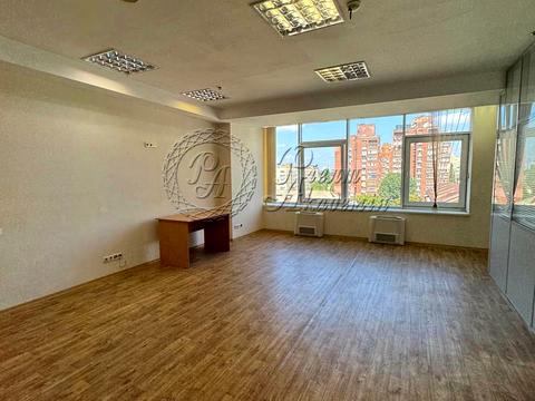 коммерческая по адресу Антоновича ул. (Горького), 170/172