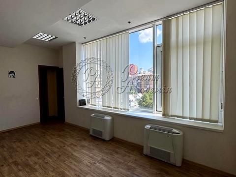 коммерческая по адресу Антоновича ул. (Горького), 170/172