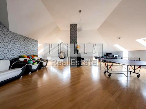 дом по адресу Заплавна, 4