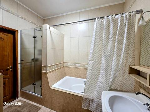 квартира за адресою Київ, Князів Острозьких вул. (Московська), 46/2