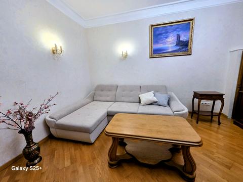 квартира за адресою Київ, Князів Острозьких вул. (Московська), 46/2