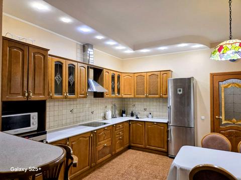 квартира за адресою Київ, Князів Острозьких вул. (Московська), 46/2