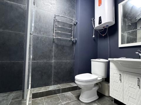 комерційна за адресою Богдана Хмельницького вул., 11