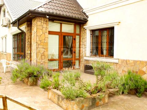 будинок за адресою Левадна вул.