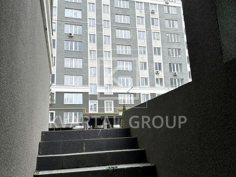 комерційна за адресою Івана Кожедуба вул., 8-A