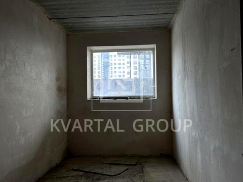 комерційна за адресою Івана Кожедуба вул., 8-A