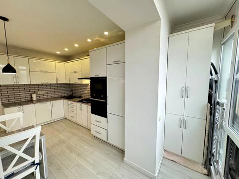 квартира за адресою Довга вул., 20в