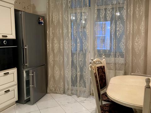 квартира за адресою Миколи Ушакова вул., 1-Б