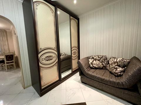 квартира за адресою Миколи Ушакова вул., 1-Б