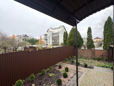 будинок за адресою Академічна вул., 10