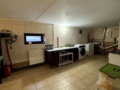 будинок за адресою Академічна вул., 10