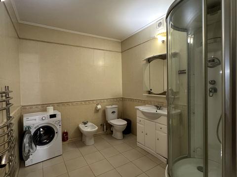 будинок за адресою Академічна вул., 10