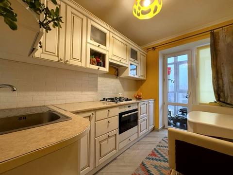 квартира за адресою Тополина вул., 7