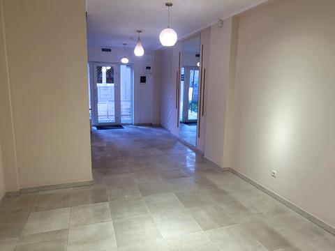 коммерческая по адресу Кирила і Мефодія пл. (Миру), 27