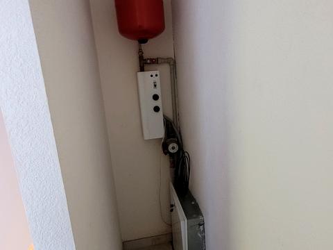 коммерческая по адресу Кирила і Мефодія пл. (Миру), 27