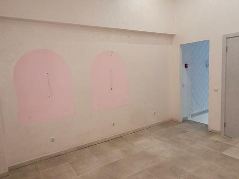 коммерческая по адресу Кирила і Мефодія пл. (Миру), 27