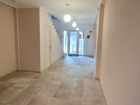 коммерческая по адресу Кирила і Мефодія пл. (Миру), 27