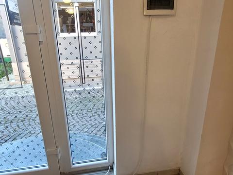 коммерческая по адресу Кирила і Мефодія пл. (Миру), 27