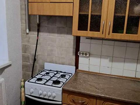 квартира за адресою Стадіонна вул., 21/1