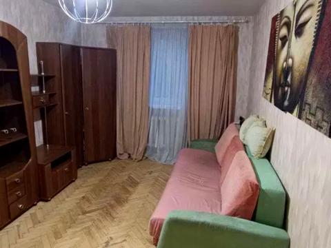 квартира за адресою Стадіонна вул., 21/1