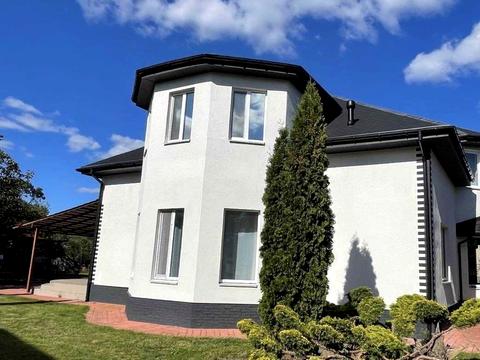 будинок за адресою Квітнева