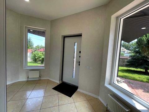 будинок за адресою Квітнева