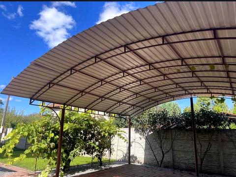 будинок за адресою Квітнева