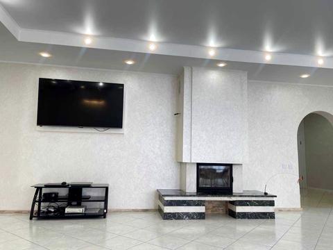 будинок за адресою Квітнева