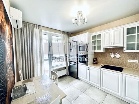 квартира за адресою Зарічна вул., 1-Б