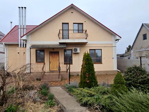 будинок за адресою Молодіжне