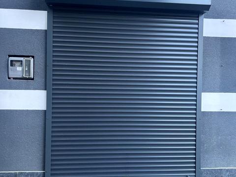 комерційна за адресою Кирила і Мефодія пл. (Миру), 27