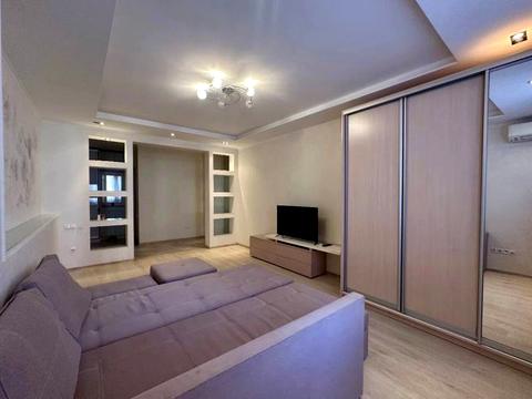 квартира за адресою Райдужний масив вул., 6