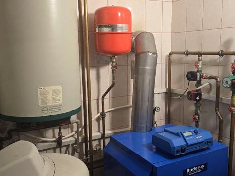 будинок за адресою Франка