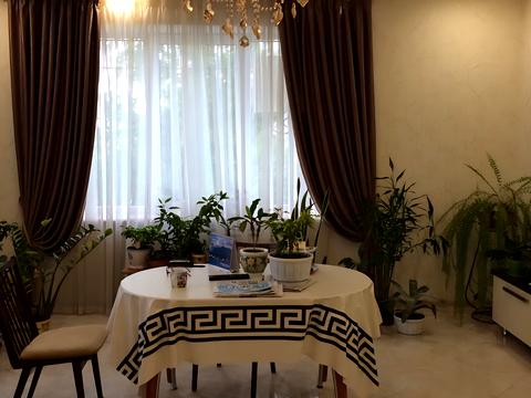 будинок за адресою Молодіжне