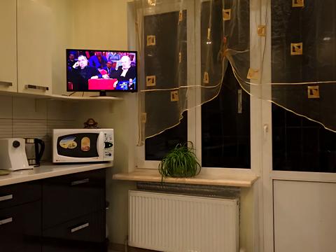 будинок за адресою Молодіжне