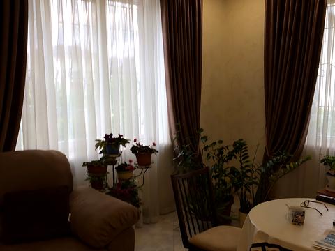 будинок за адресою Молодіжне