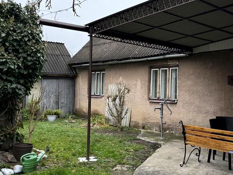 будинок за адресою Тячів, Ерделі, 4