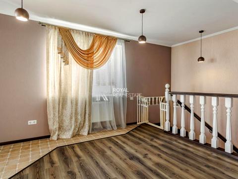 будинок за адресою Вишнева