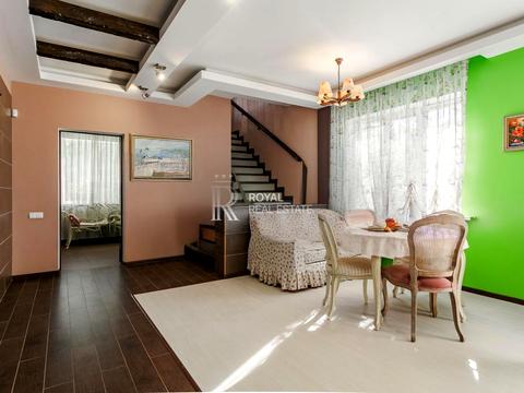 будинок за адресою Вишнева