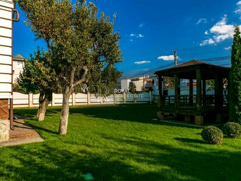 будинок за адресою Вишнева