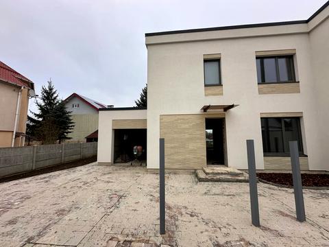 дом по адресу Лесі Українки