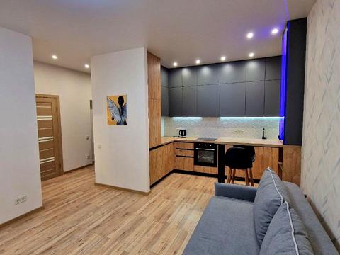 квартира за адресою Кучеревського бульв., 1