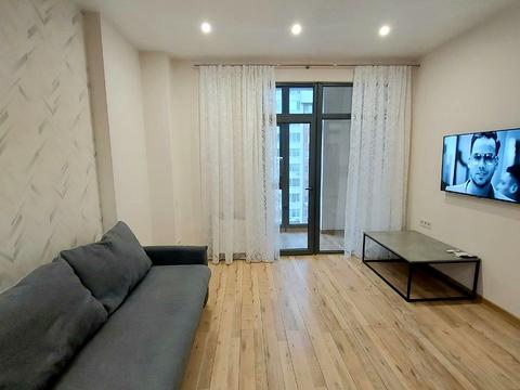 квартира за адресою Кучеревського бульв., 1