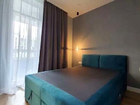 квартира за адресою Салютна вул., 2к18