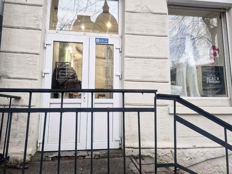 комерційна за адресою Футуристів пров., 10