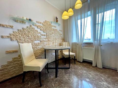 квартира за адресою В'ячеслава Чорновола вул., 50-А