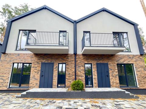 будинок за адресою Толстого