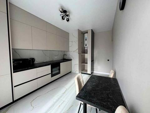 квартира по адресу Краснова ул., 1-В